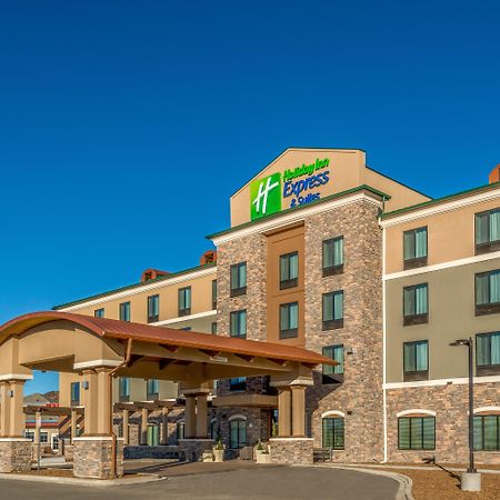 Holiday Inn Express & Suites Denver South - Castle Rock By Ihg Екстериор снимка
