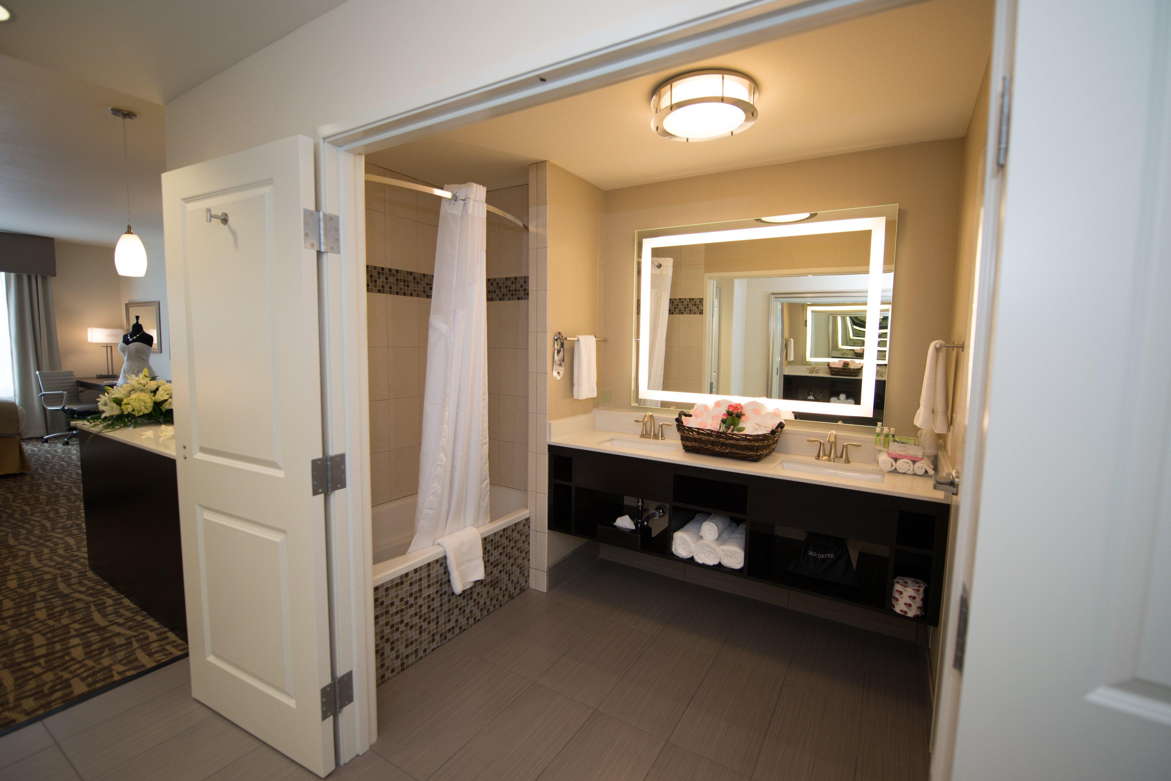 Holiday Inn Express & Suites Denver South - Castle Rock By Ihg Екстериор снимка